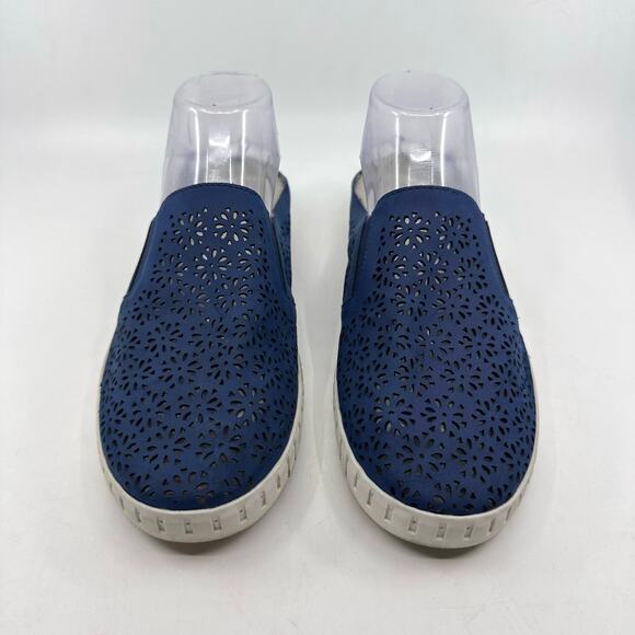 Jsport Floral Slip On Mule Women's 9M Navy Blue Perforated Comfort Shoes Pull On - Picture 2 of 8